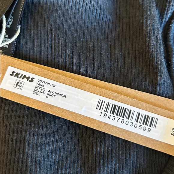 Skims Cotton Rib Tank Soot New FIRM - Picture 6 of 7